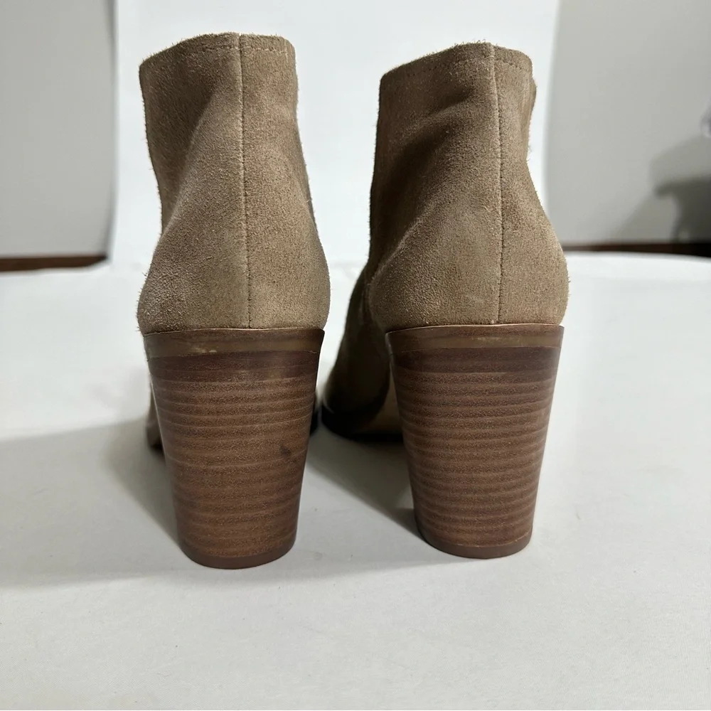 Dolce Vita Womens Sz 10 Boots Spade Tan Suede Block Heel Pull On Ankle Booties - Picture 5 of 12
